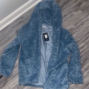 Womens Sherpa jacket brand new size Medium! Fits oversized